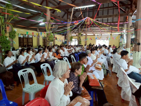 ภาพร่วมพิธีกรรมวัดหนองกระทุ่ม