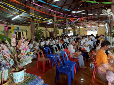 ภาพร่วมพิธีกรรมวัดหนองกระทุ่ม