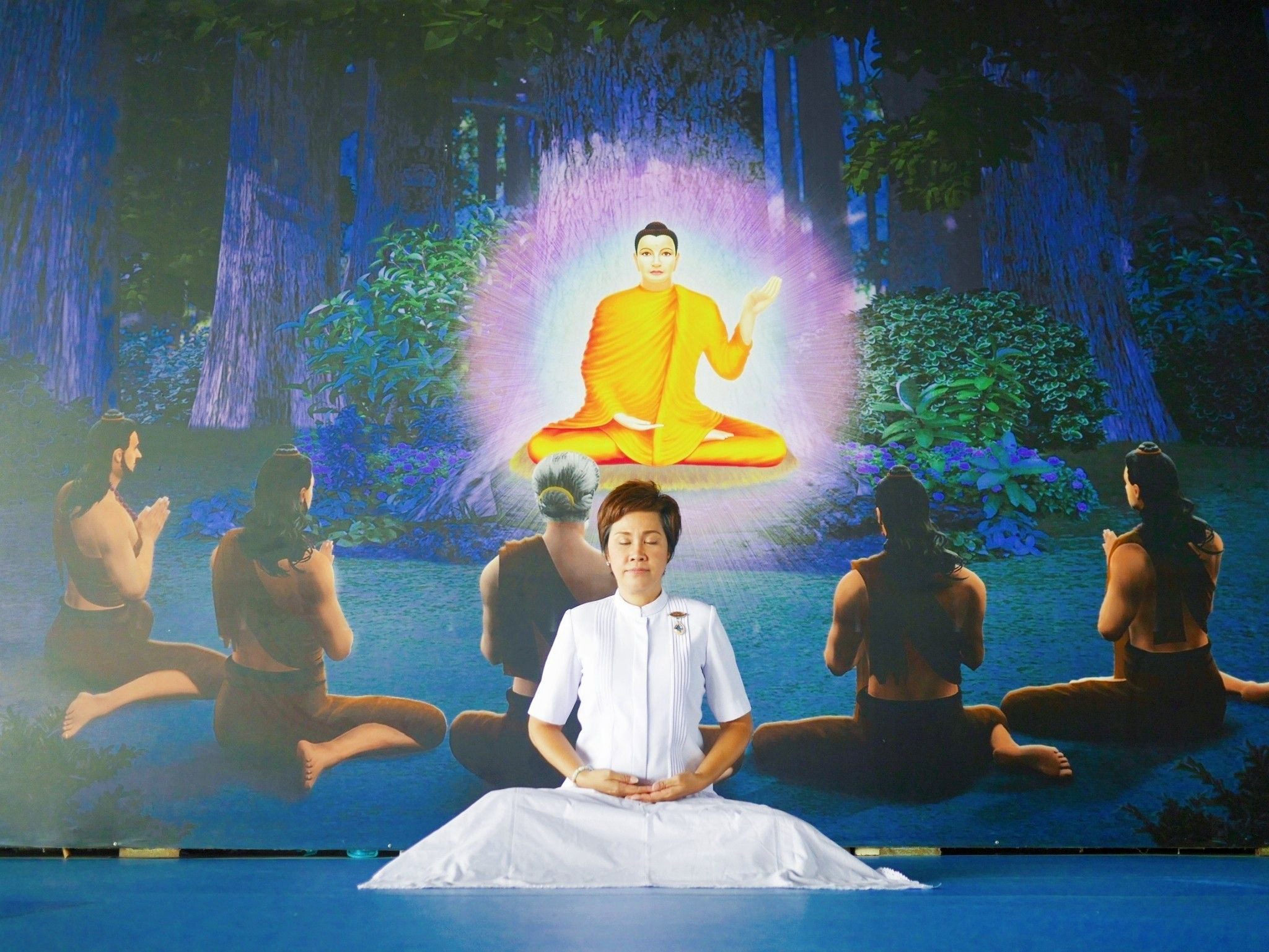 การนั่งสมาธิและการสอนธรรม