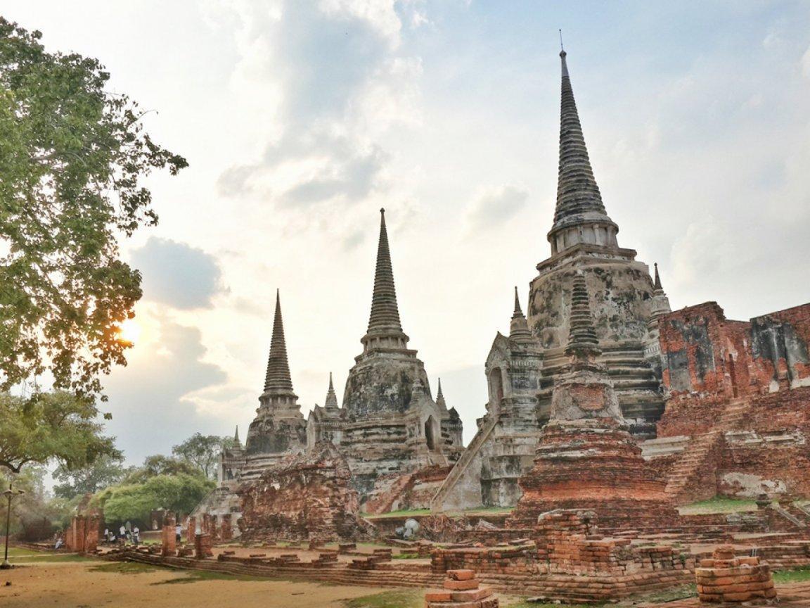 ภาพพื้นหลัง No.11177:รวมภาพศาสนสถานที่ทรงคุณค่าและงดงาม