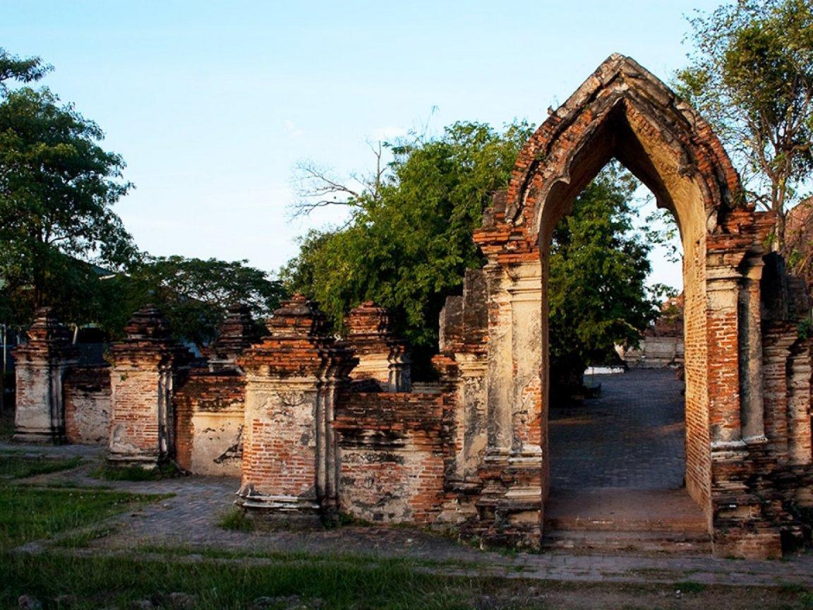 ภาพพื้นหลัง No.11192:รวมภาพศาสนสถานที่ทรงคุณค่าและงดงาม