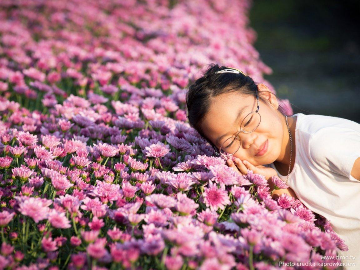 ภาพพื้นหลัง No.11739:รูปภาพเด็กน่ารัก