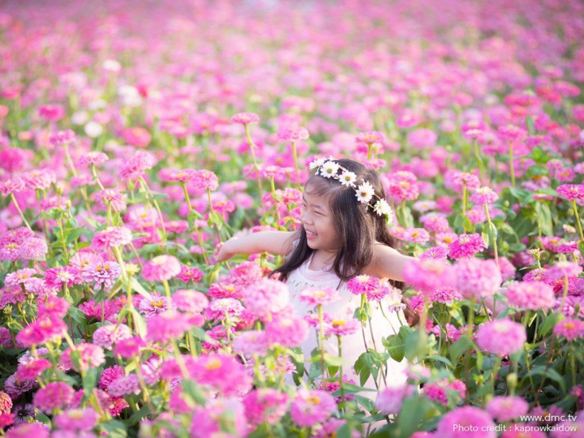 ภาพพื้นหลัง No.11752:รูปภาพเด็กน่ารัก