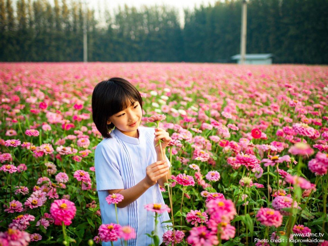 ทุ่งสวรรค์ตะวันใส : รูปภาพเด็กน่ารัก