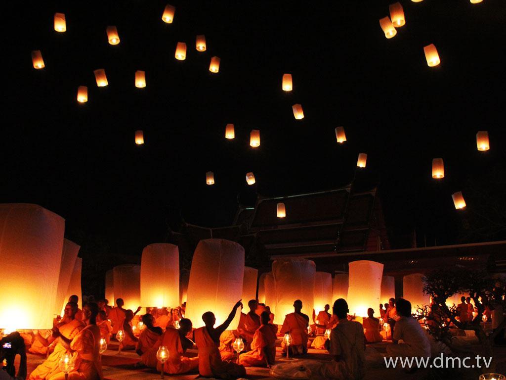 ภาพพื้นหลัง No.1812:ธุดงค์ธรรมชัย