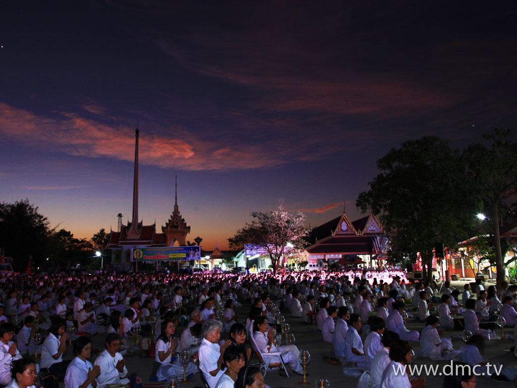 ภาพพื้นหลัง No.1816:ธุดงค์ธรรมชัย
