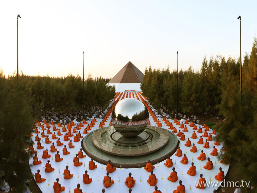 ภาพพื้นหลัง No.1820:ธุดงค์ธรรมชัย