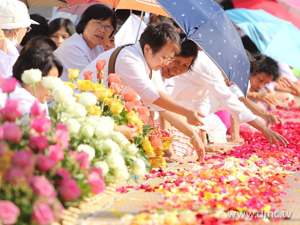 ภาพพื้นหลัง No.1825:ธุดงค์ธรรมชัย