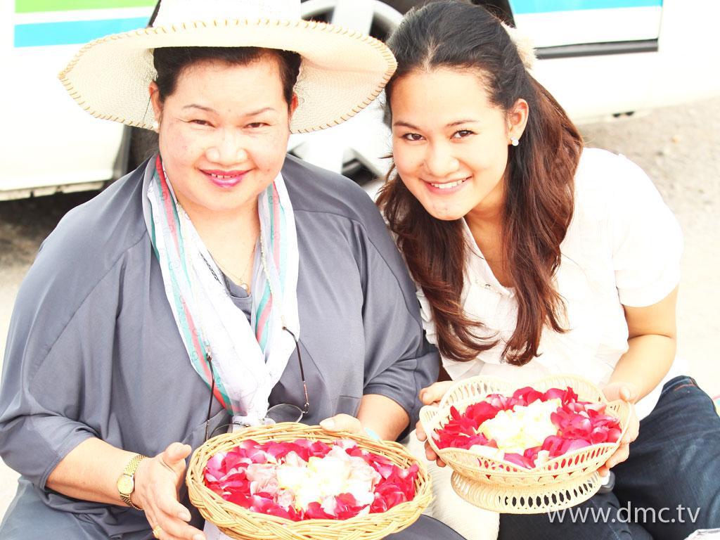 ภาพพื้นหลัง No.1832:ธุดงค์ธรรมชัย
