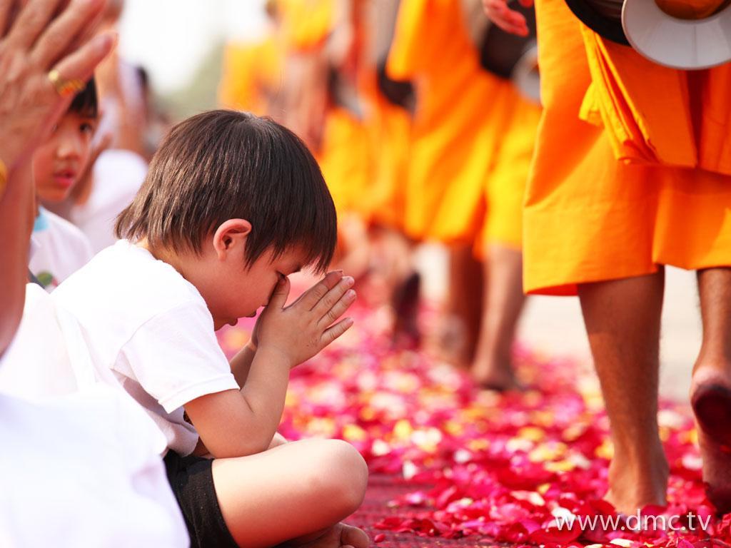 ภาพพื้นหลัง No.1841:ธุดงค์ธรรมชัย