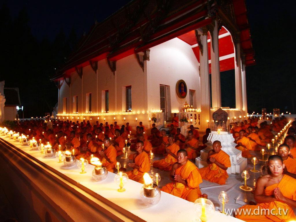 ภาพพื้นหลัง No.1848:ธุดงค์ธรรมชัย