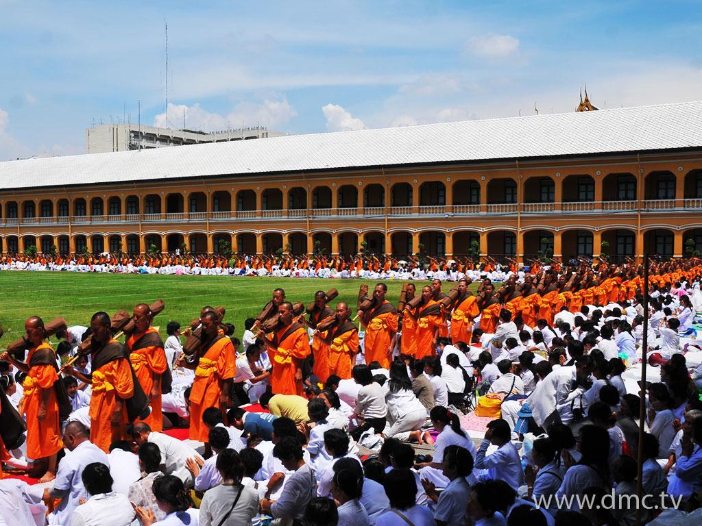 ภาพพื้นหลัง No.1908:ธุดงค์ธรรมชัย