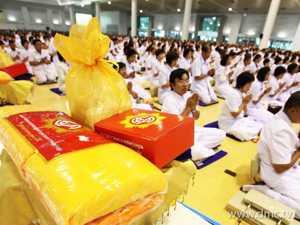 ภาพพื้นหลัง No.2001:งานบุญพิธี