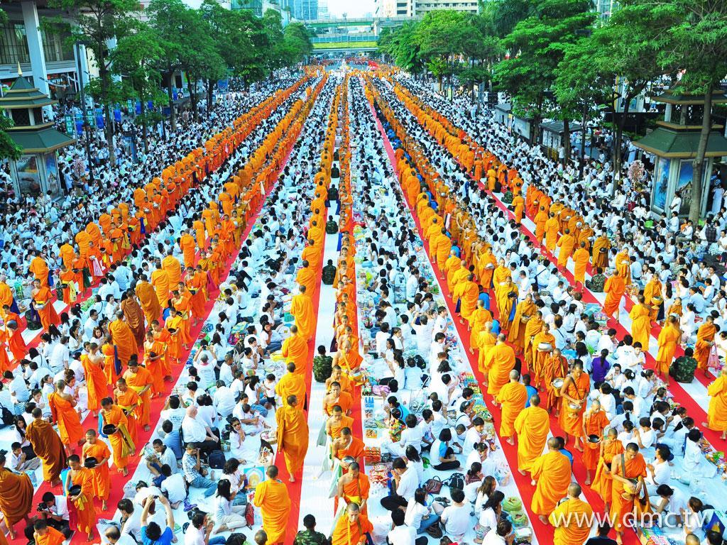 ภาพพื้นหลัง No.2057:ประมวลภาพตักบาตรพระทั่วไทย