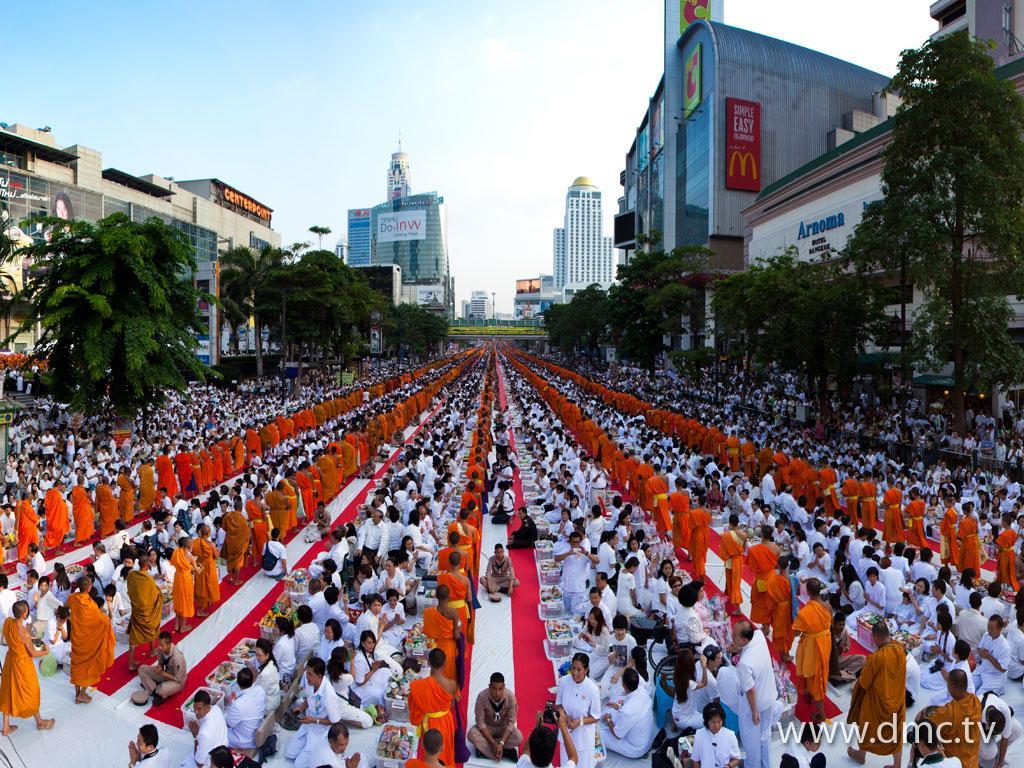 ภาพพื้นหลัง No.2061:ประมวลภาพตักบาตรพระทั่วไทย