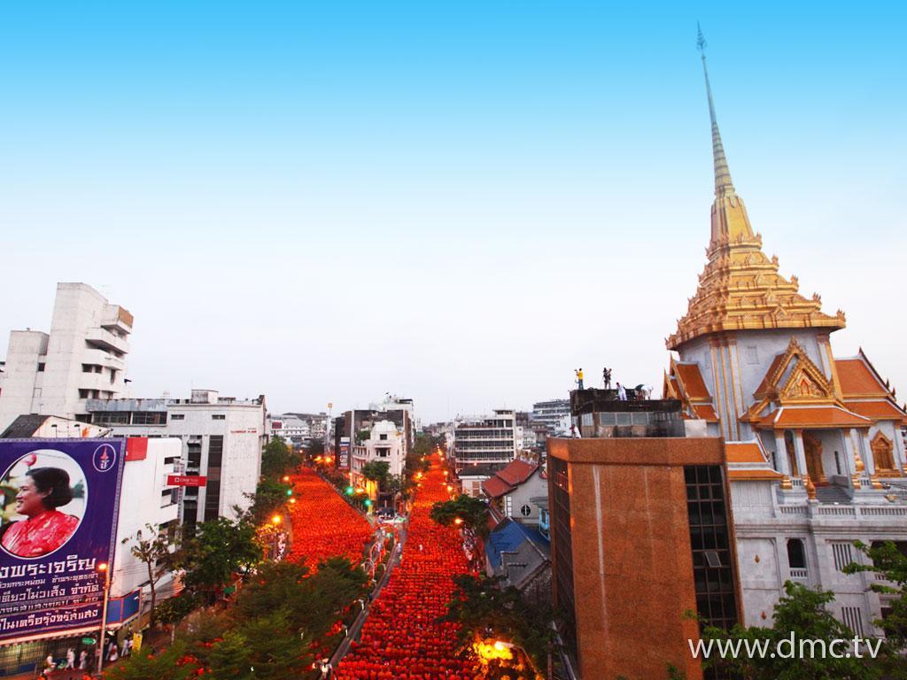 ภาพพื้นหลัง No.2071:ประมวลภาพตักบาตรพระทั่วไทย