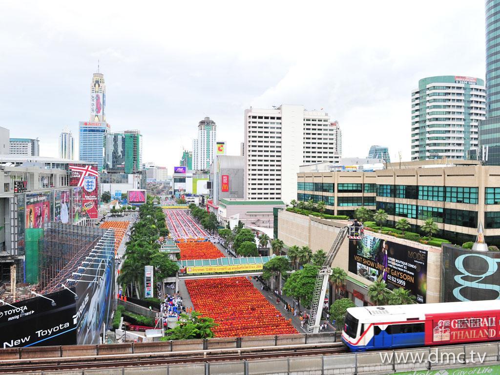ภาพพื้นหลัง No.2140:ประมวลภาพตักบาตรพระทั่วไทย
