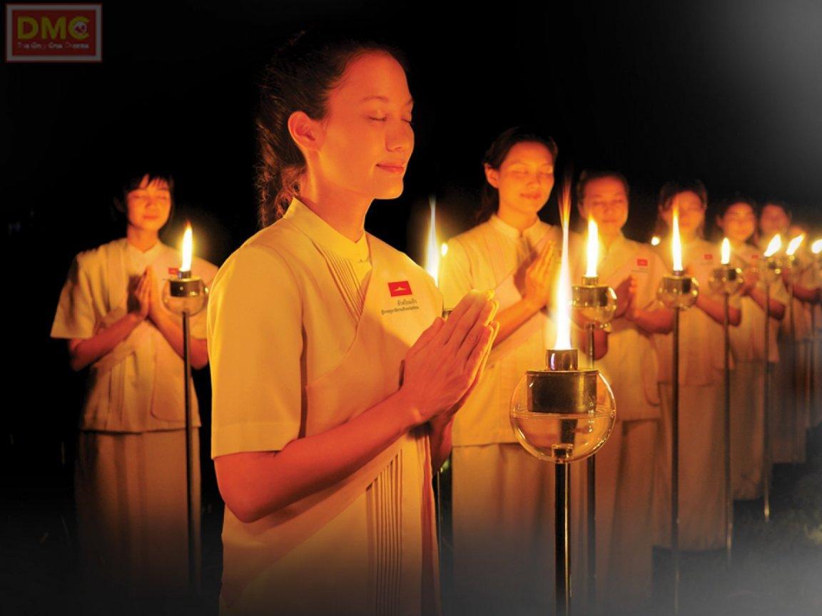 ภาพพื้นหลัง No.380:อุบาสิกาแก้ว 1 ล้านคน ธ.ค.53