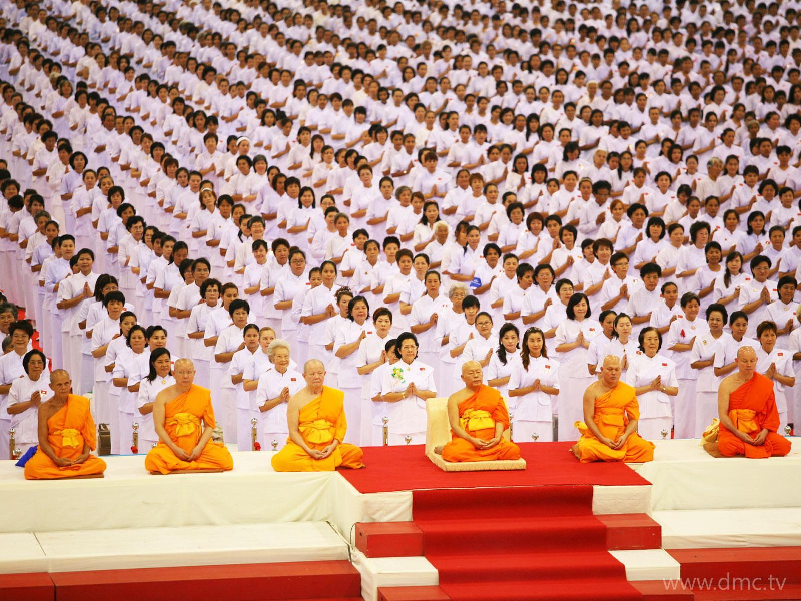 ภาพพื้นหลัง No.609:อุบาสิกาแก้ว 1 ล้านคน ธ.ค.53