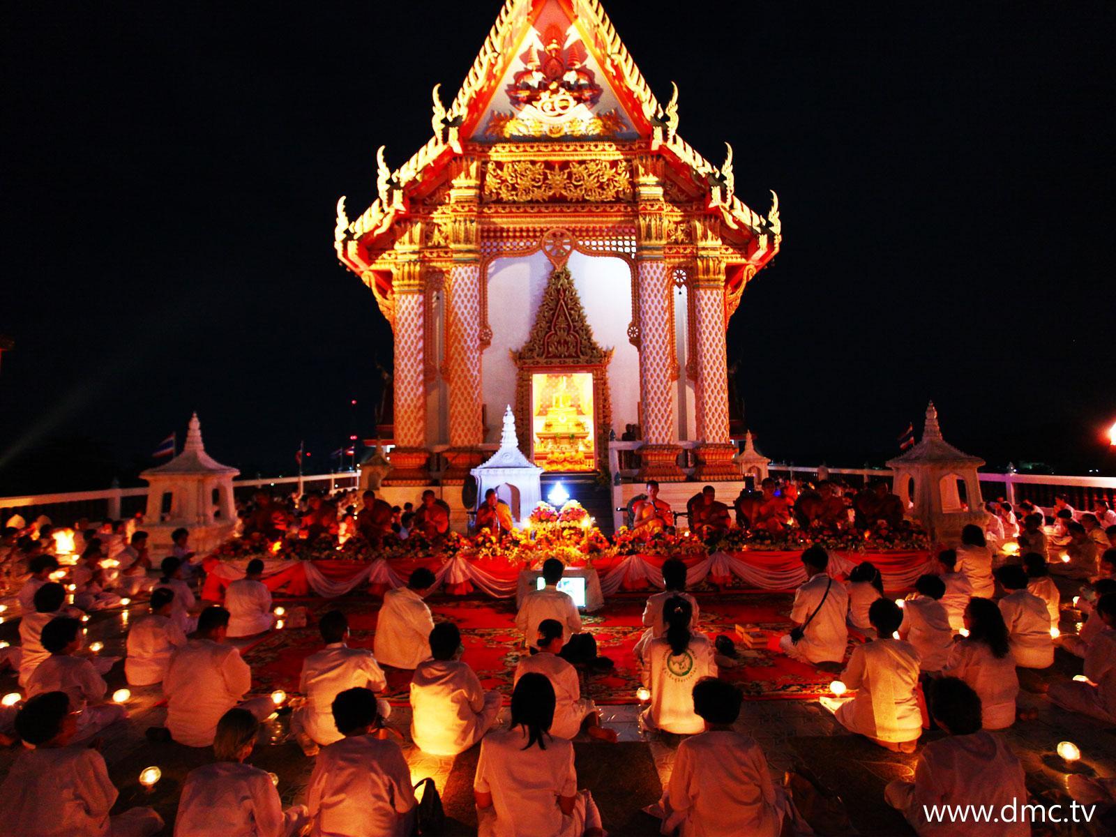 ภาพพื้นหลัง No.619:อุบาสิกาแก้ว 1 ล้านคน ธ.ค.53