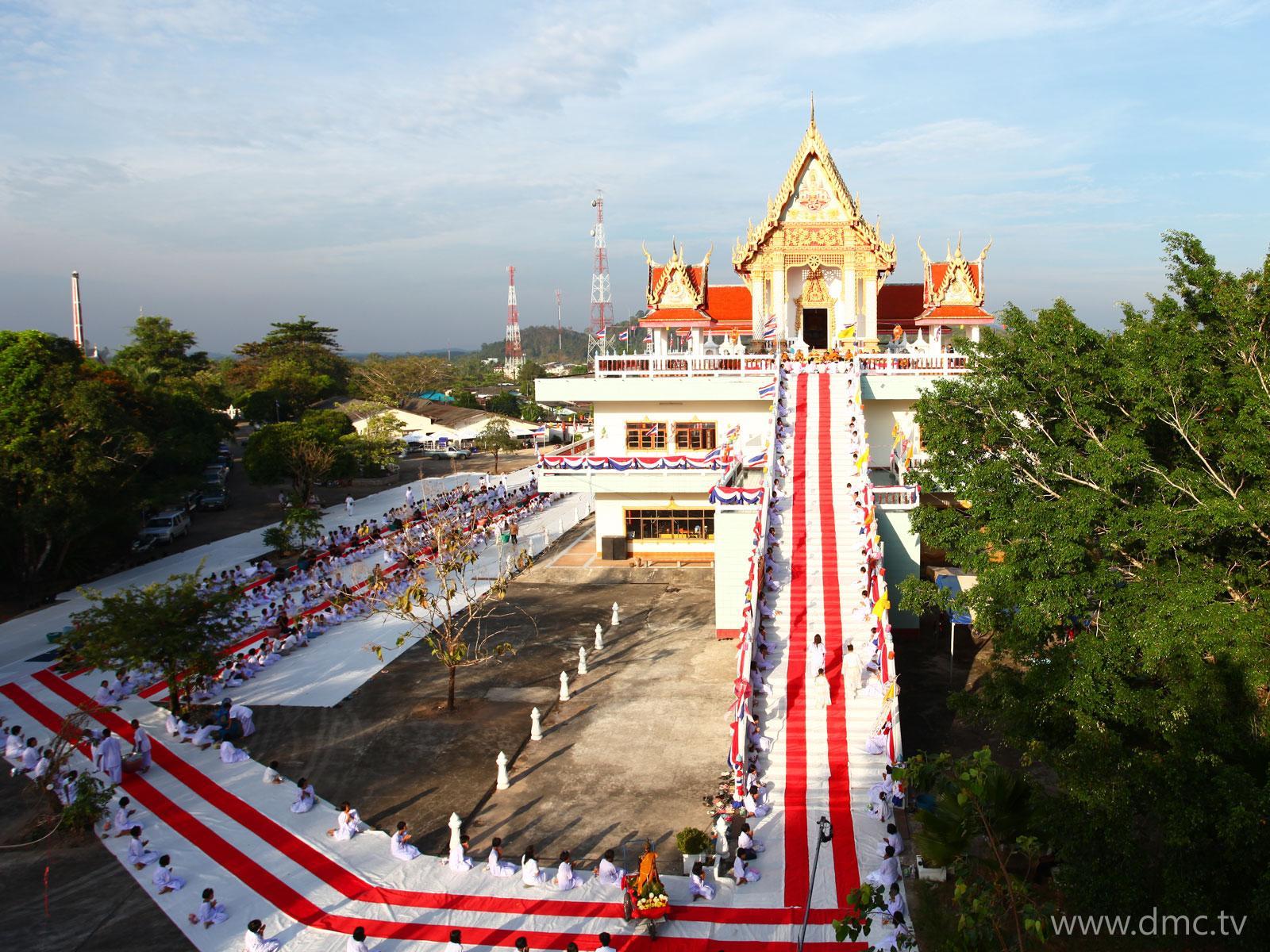 ภาพพื้นหลัง No.628:อุบาสิกาแก้ว 1 ล้านคน ธ.ค.53