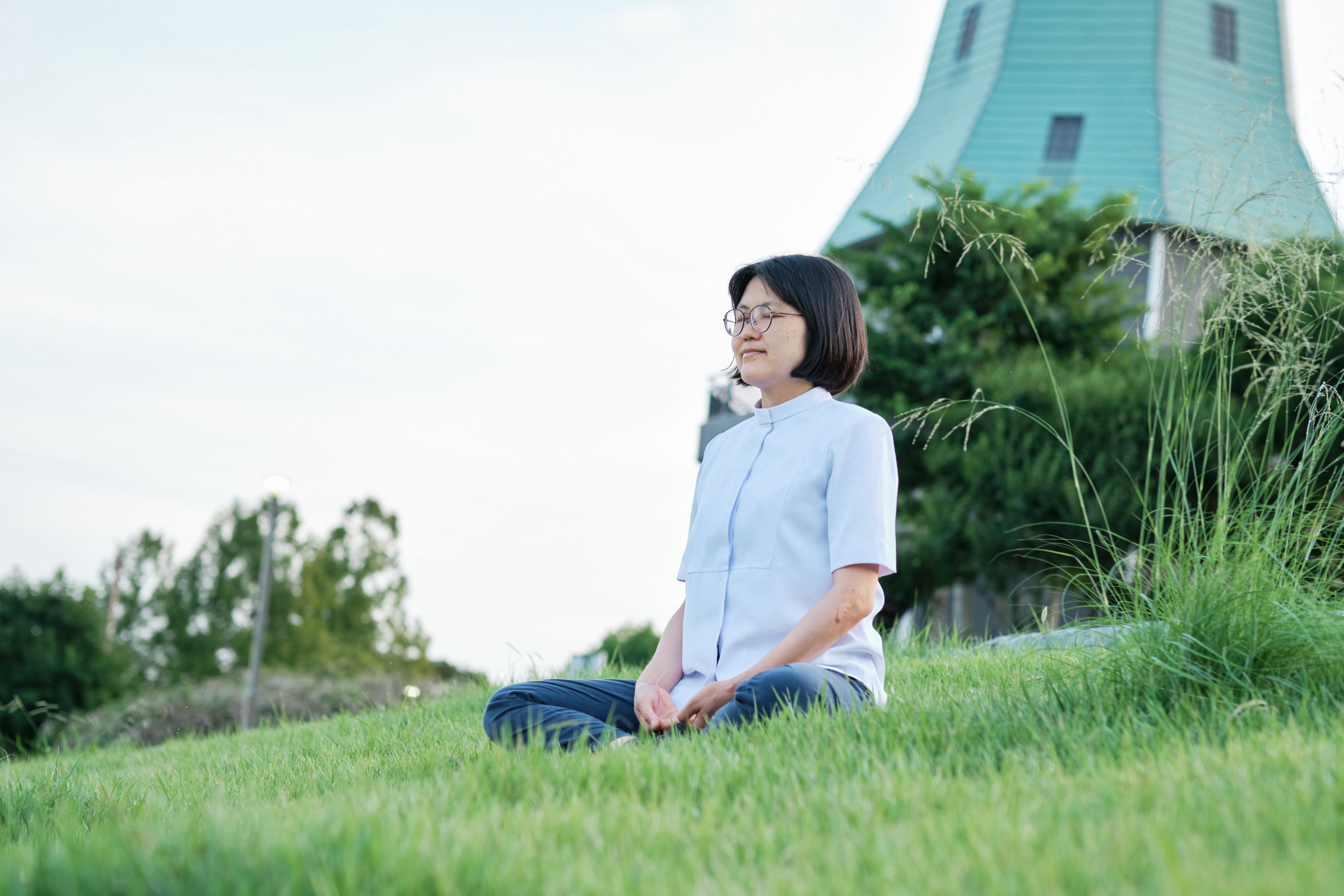 การทำสมาธิกลางแจ้งในธรรมชาติ