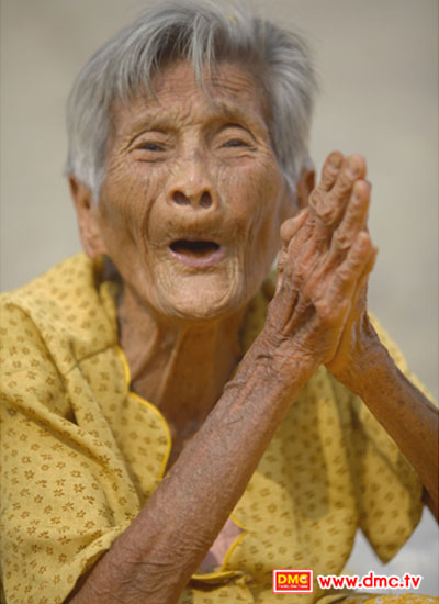 คุณยายวัย 85 ปี สร้างหนทางสวรรค์