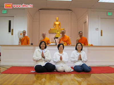 ทอดผ้าป่าบูชาธรรมพระเดชพระคุณหลวงพ่อ