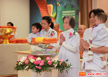 ประธานกล่าวนำถวายผ้ากฐิน ประธานกล่าวนำถวายผ้ากฐิน