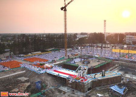 วันประวัติศาสตร์ที่เหล่าศิษยานุศิษย์มาพร้อมใจกันในวันมหาปูชนียาจารย์ วันประวัติศาสตร์ที่เหล่าศิษยานุศิษย์มาพร้อมใจกันในวันมหาปูชนียาจารย์