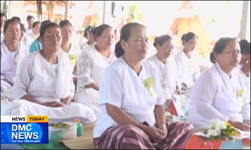 สวดมนต์บูชาพระรัตนตรัยปฏิบัติธรรม กลั่น กาย วาจา ใจ ให้สะอาดผ่องใสก่อนที่จะได้สร้างบุญ