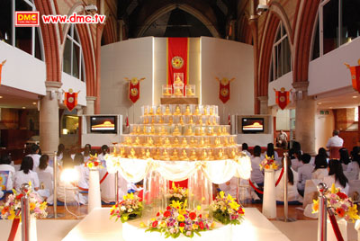 เจดีย์จำลองวัดพระธรรมกายลอนดอน